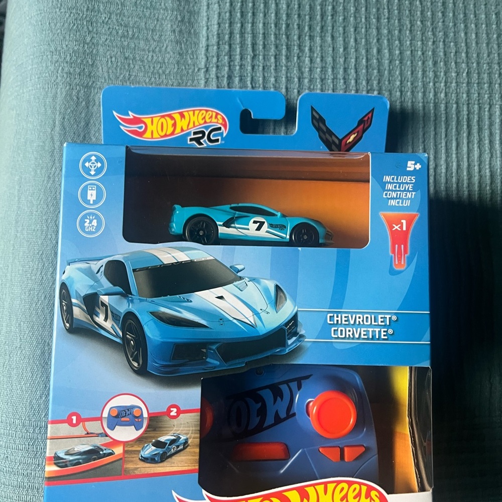 Kids R/c corvette hot wheels - Picture 2 of 3